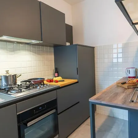 Pitty A Zona Centro E Mare By Yohome Апартаменты Пезаро