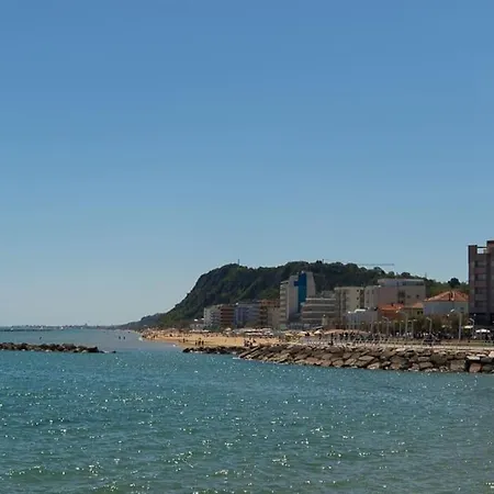 Pitty A Zona Centro E Mare By Yohome Пезаро